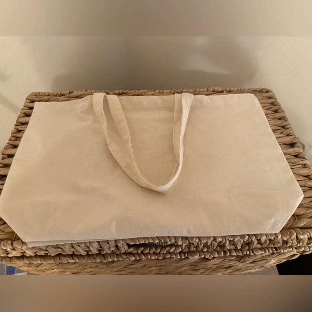 Sézane Mon Amour Heart Canvas Tote - Picture 2 of 2